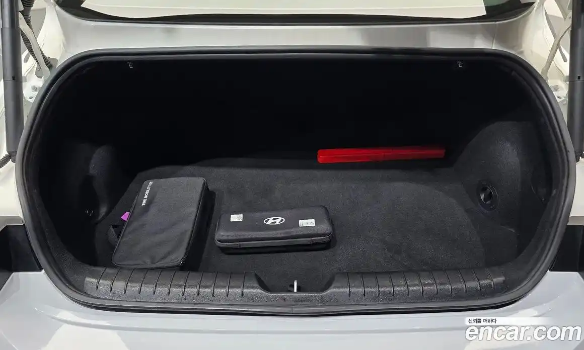 Hyundai Ioniq 6 2023 0.1 гидро в Москве № 1830893, фото 25