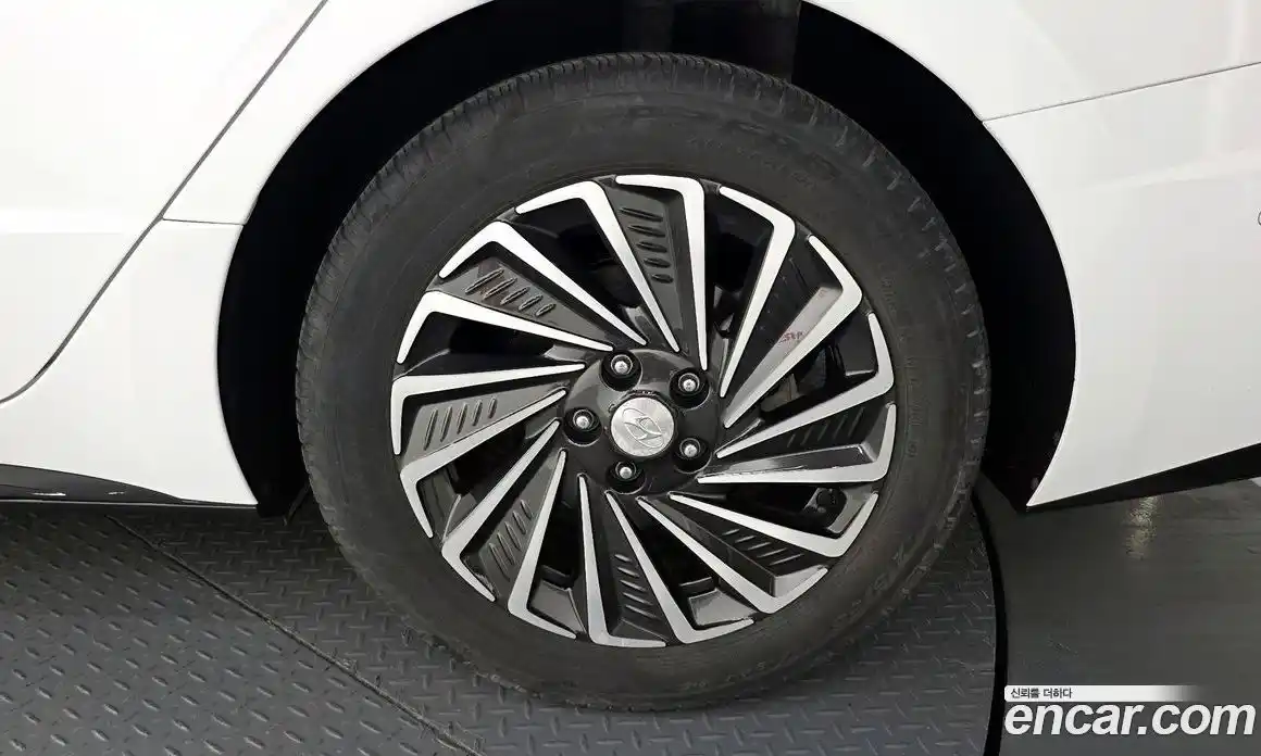 Hyundai Sonata 2021 2.0 гидро в Москве № 1831001, фото 32