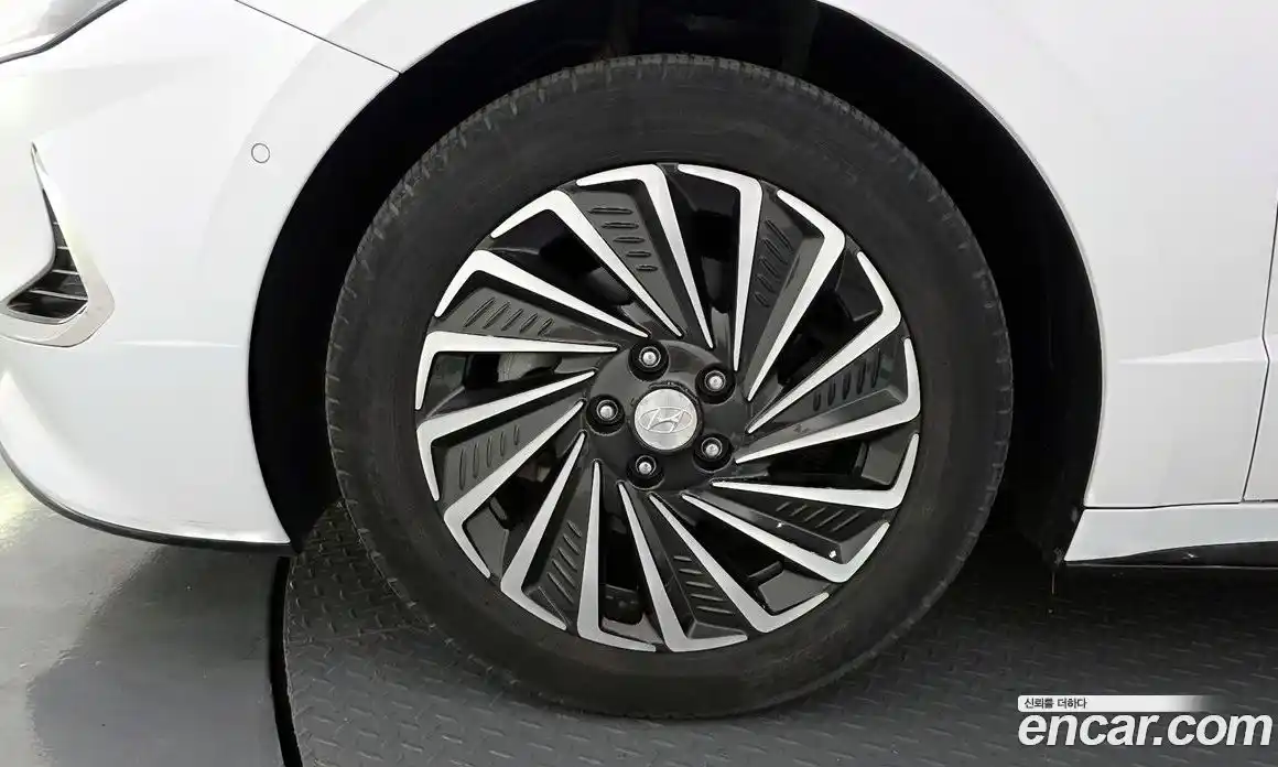 Hyundai Sonata 2021 2.0 гидро в Москве № 1831001, фото 33