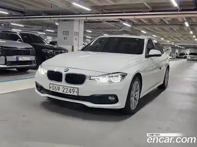 BMW 3-Series, 2017