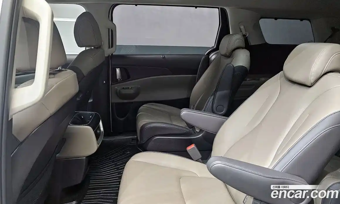 Kia Canival 2024 1.6 гидро в Москве № 1831349, фото 19