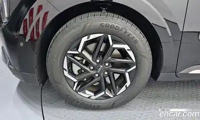 Kia Canival 2024 2.2 гидро в Москве № 1831519, миниатюра 5