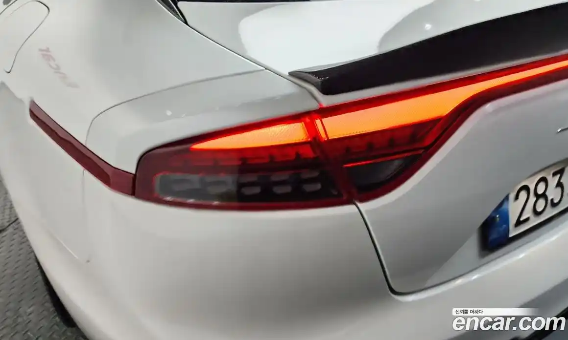 Kia Stinger 2022 2.5 гидро в Москве № 1831663, фото 9