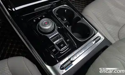 Kia Canival 2023 3.5 гидро в Москве № 1831711, миниатюра 12