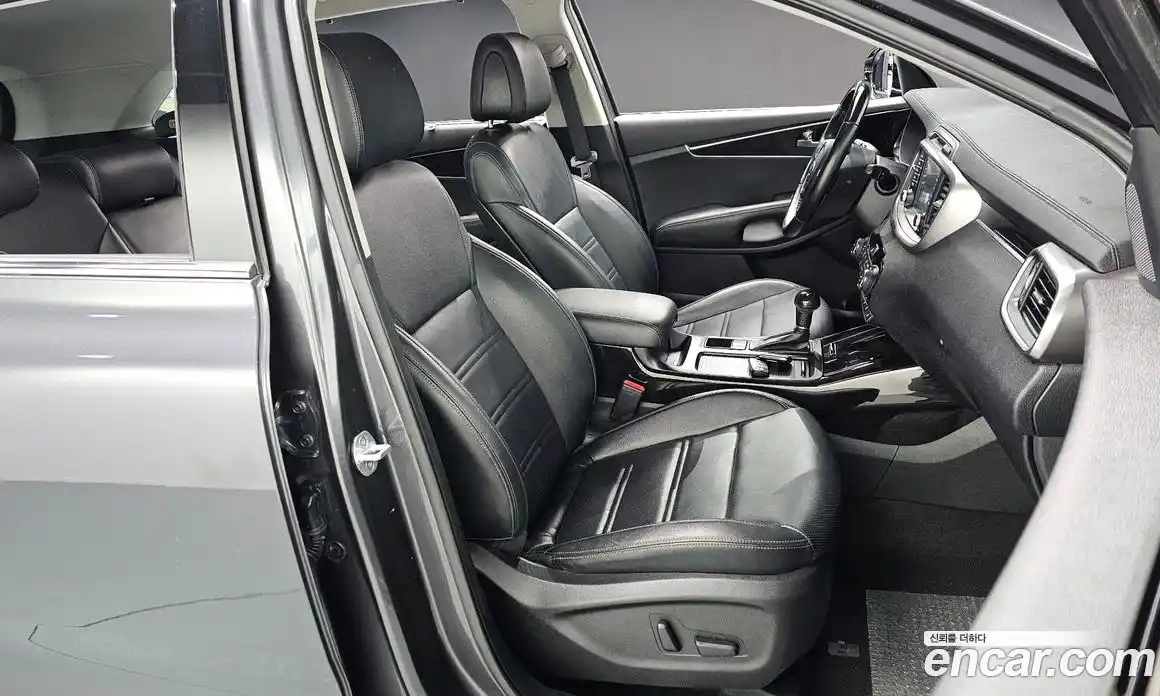 Kia Sorento 2015 2.0 гидро в Москве № 1831773, фото 13