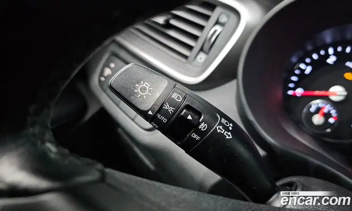Kia Sorento 2015 2.0 гидро в Москве № 1831773, фото 16