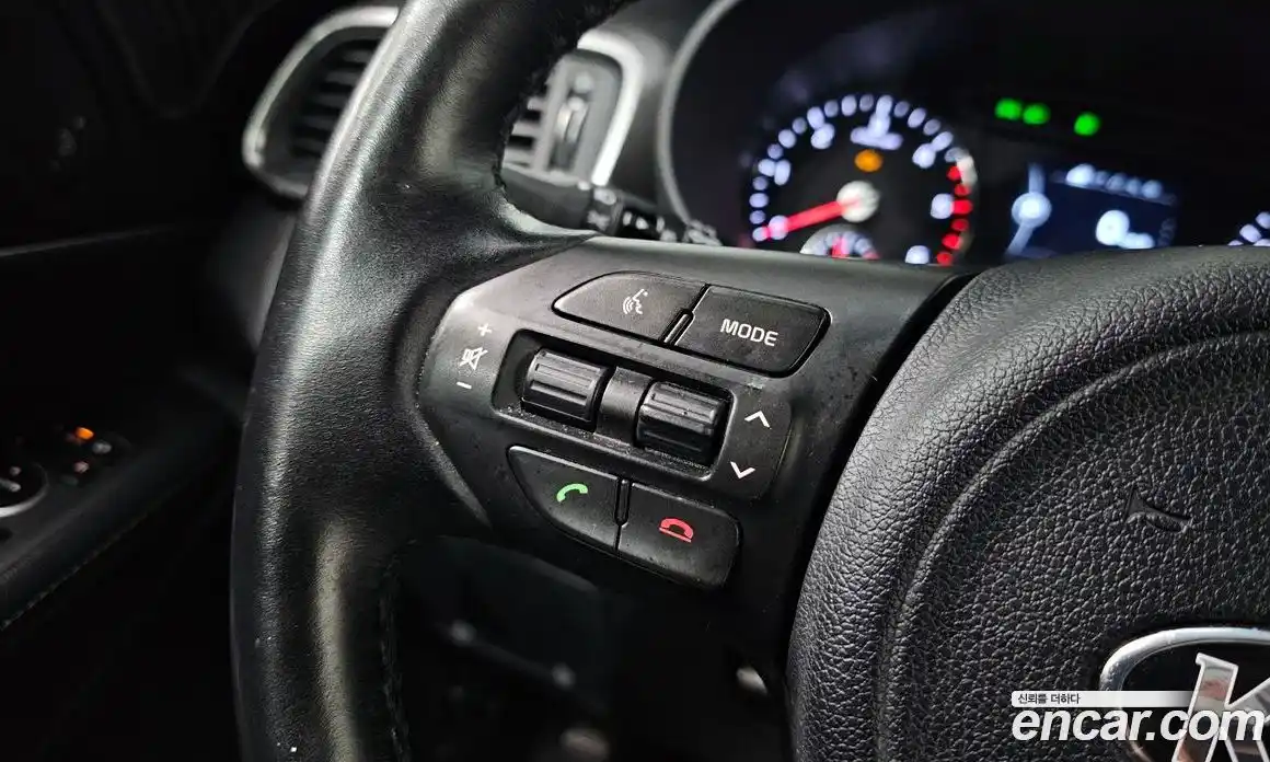 Kia Sorento 2015 2.0 гидро в Москве № 1831773, фото 27