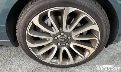 Land Rover Range-Rover 2016 5.0 гидро в Москве № 1837329, миниатюра 10