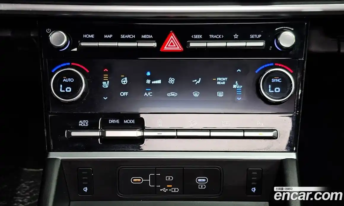 Hyundai Santa Fe 2023 2.5 гидро в Москве № 1903453, фото 31