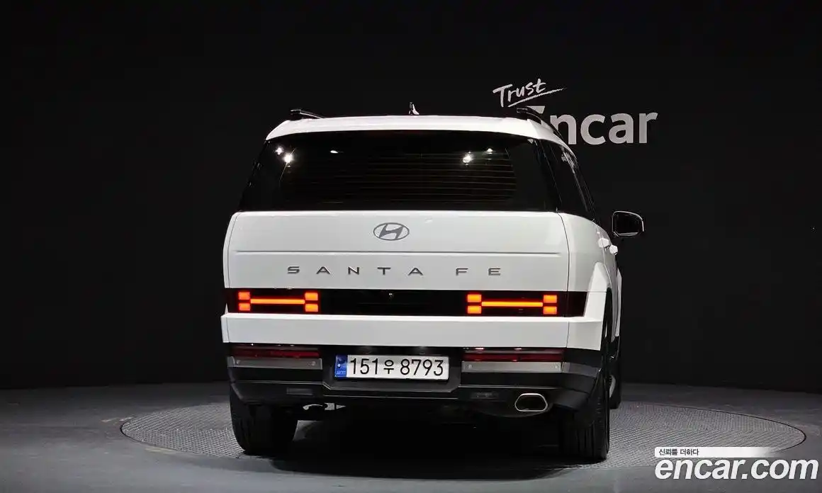 Hyundai Santa Fe 2023 2.5 гидро в Москве № 1903453, фото 4