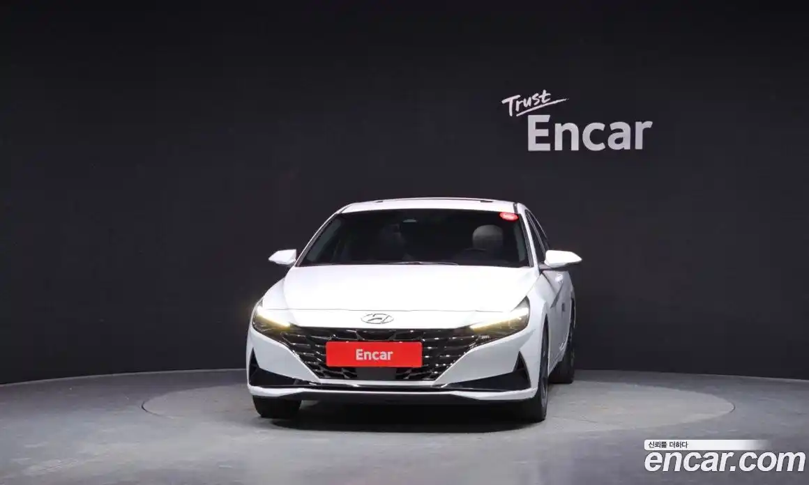 Hyundai Avante 2022 1.6 гидро в Москве № 1903902, фото 3