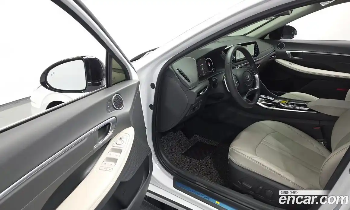 Hyundai Sonata 2022 2.0 гидро в Москве № 1904075, фото 13