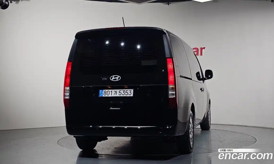 Hyundai Staria 2024 2.2 гидро в Москве № 1904078, фото 4