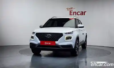 Hyundai Venue 2023 1.6 гидро в Москве № 1904108, миниатюра 2