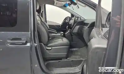 Hyundai Staria 2023 2.2 гидро в Москве № 1904152, миниатюра 11