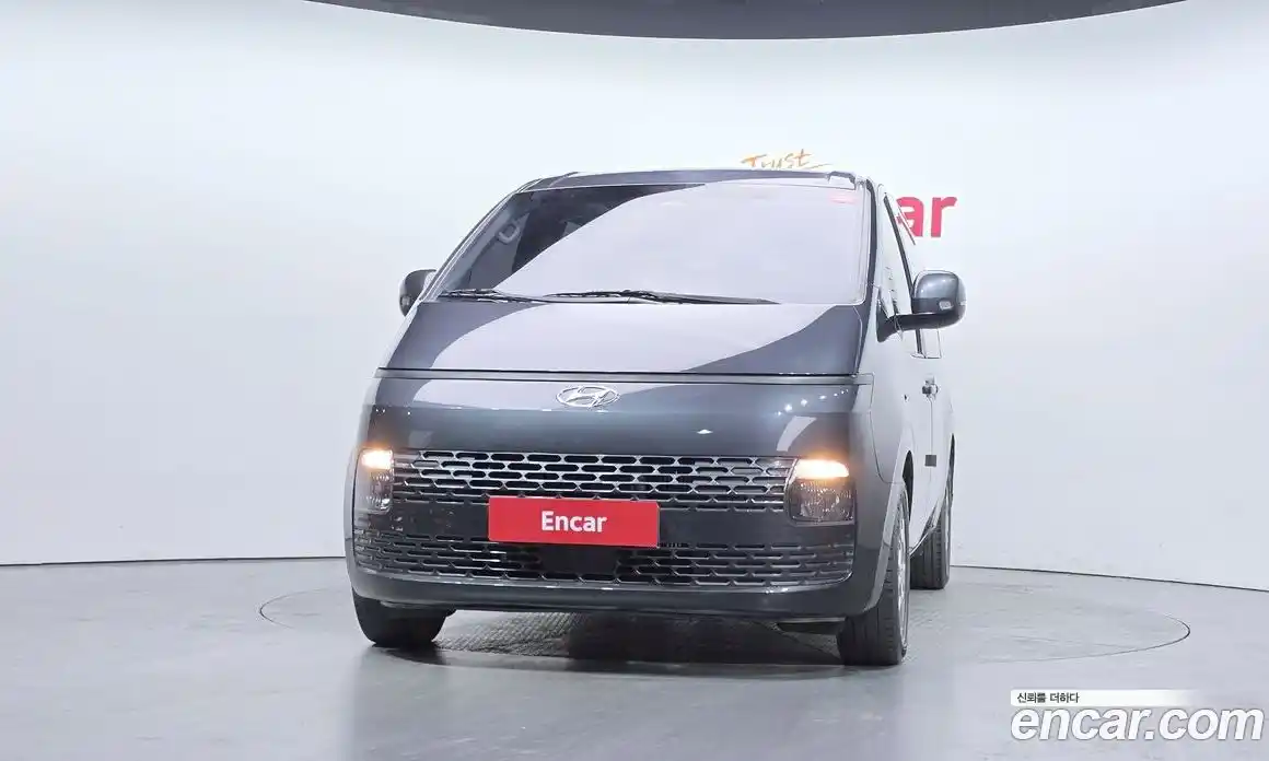 Hyundai Staria 2023 2.2 гидро в Москве № 1904152, фото 3