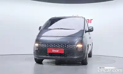 Hyundai Staria 2023 2.2 гидро в Москве № 1904152, миниатюра 3