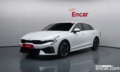 Kia K5, 2025