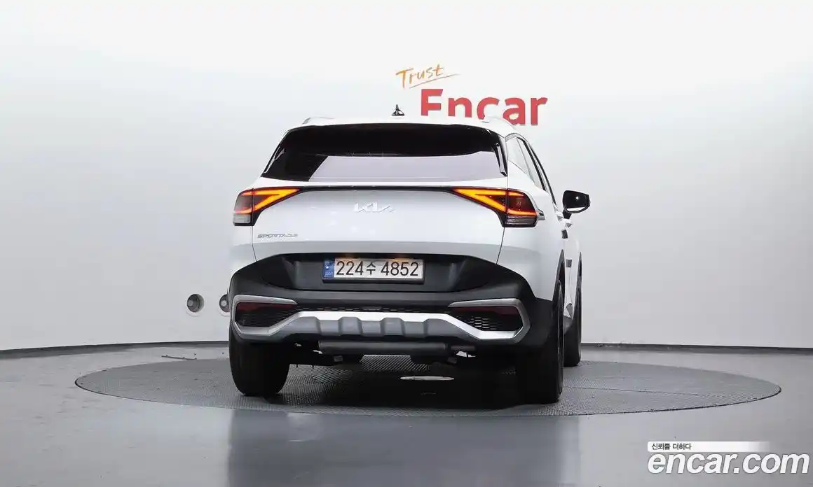 Kia Sportage 2023 1.6 гидро в Москве № 1904684, фото 4