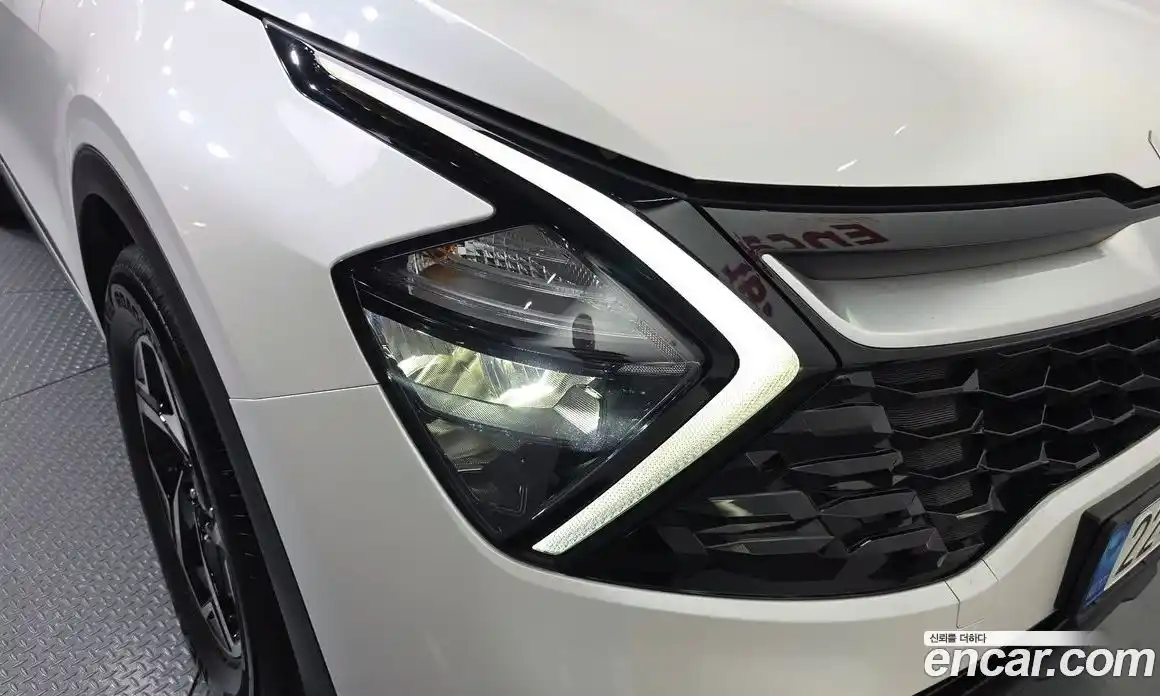 Kia Sportage 2023 1.6 гидро в Москве № 1904684, фото 8