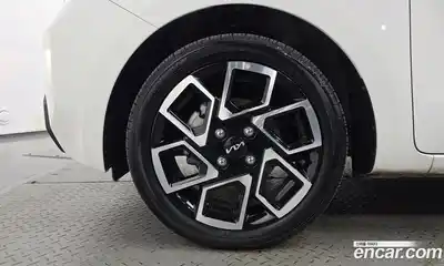 Kia Ray 2023 1.0 гидро в Москве № 1905186, миниатюра 5