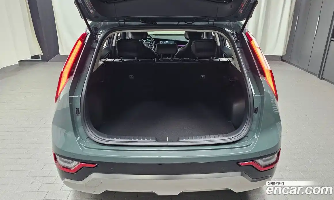 Kia Niro 2024 1.6 гидро в Москве № 1905197, фото 26