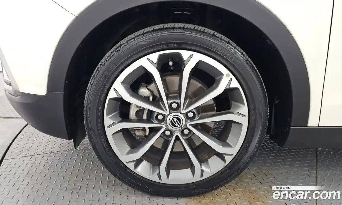 SsangYong TIBOLI 2018 1.6 гидро в Москве № 1905878, фото 5