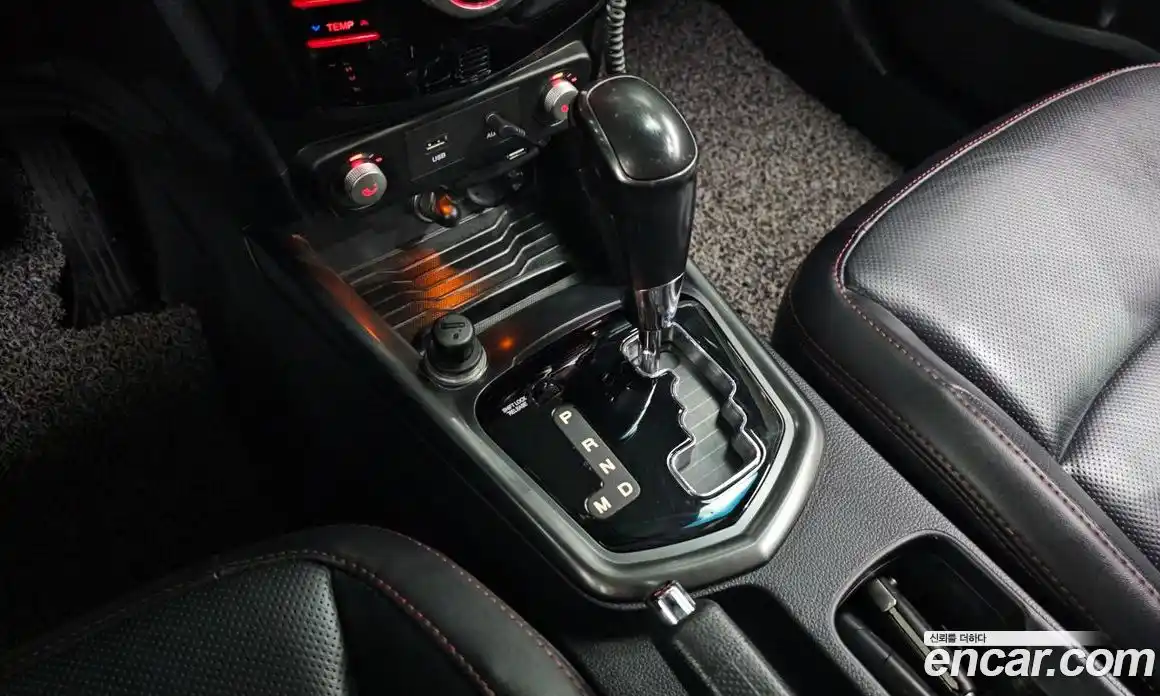 SsangYong TIBOLI 2018 1.6 гидро в Москве № 1905878, фото 9