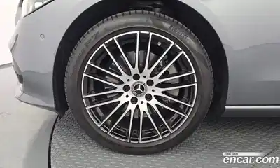 Mercedes-Benz C-Class 2022 2.0 гидро в Москве № 1905956, миниатюра 4
