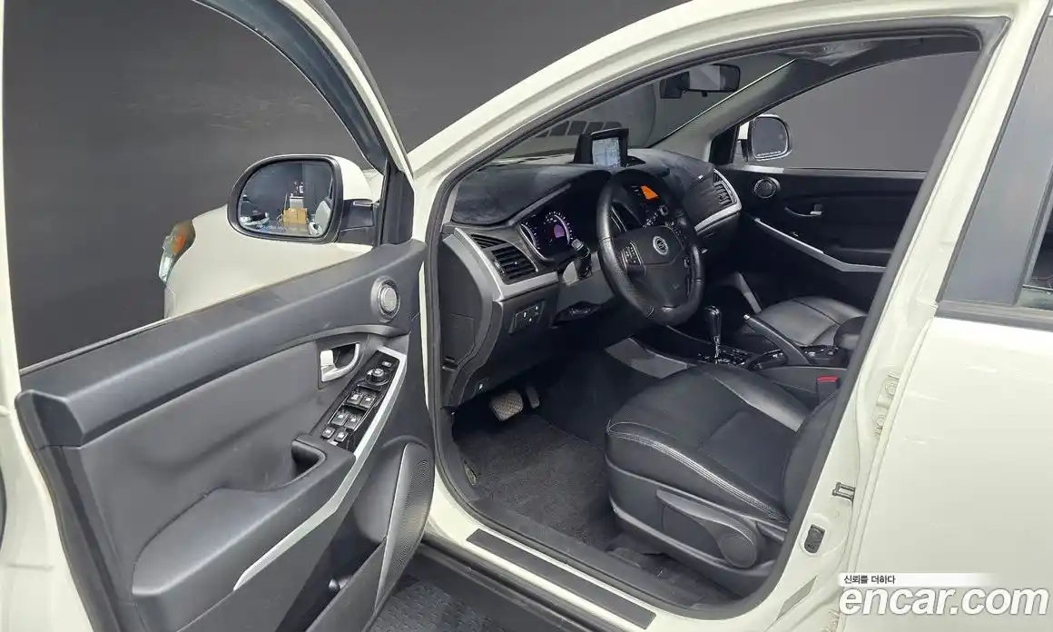 SsangYong Korando 2015 2.0 гидро в Москве № 1906019, фото 11