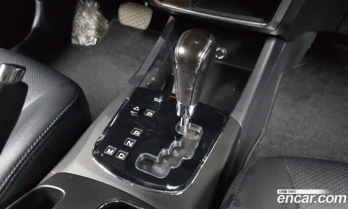 SsangYong Korando 2015 2.0 гидро в Москве № 1906019, фото 9