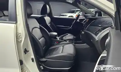 SsangYong Korando 2015 2.0 гидро в Москве № 1906019, миниатюра 10