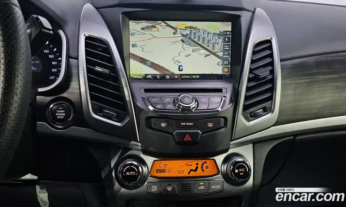 SsangYong Korando 2014 2.0 гидро в Москве № 1906232, фото 15