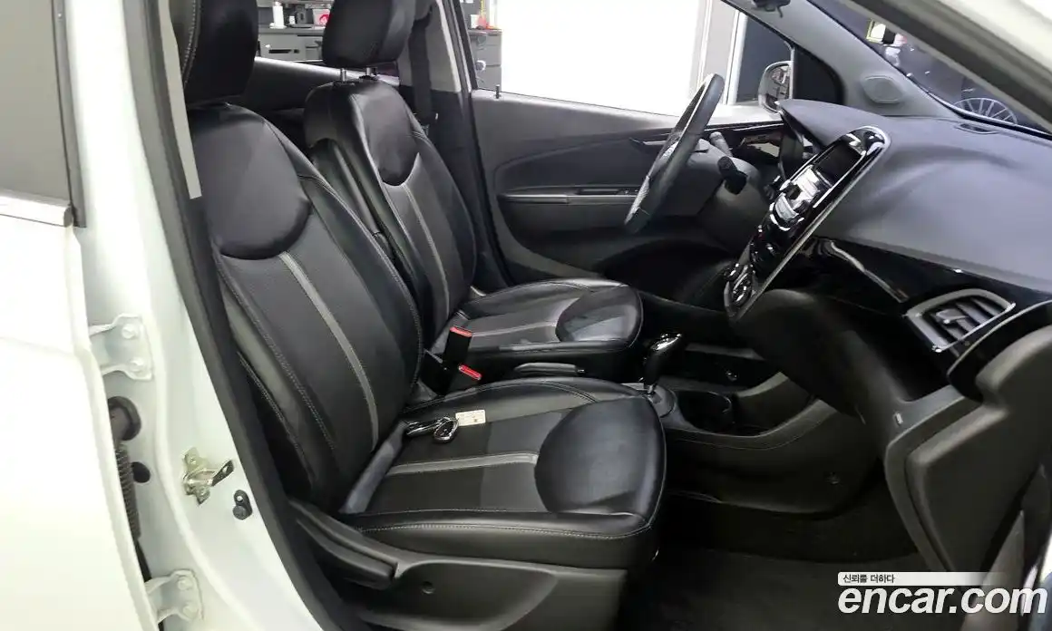Chevrolet Spark 2018 1.0 гидро в Москве № 1907417, фото 16
