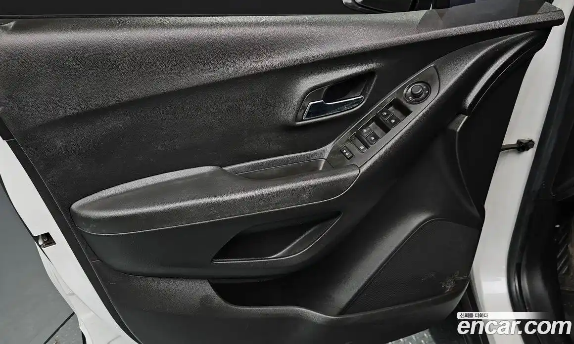 Chevrolet Trax 2017 1.6 гидро в Москве № 1907498, фото 14