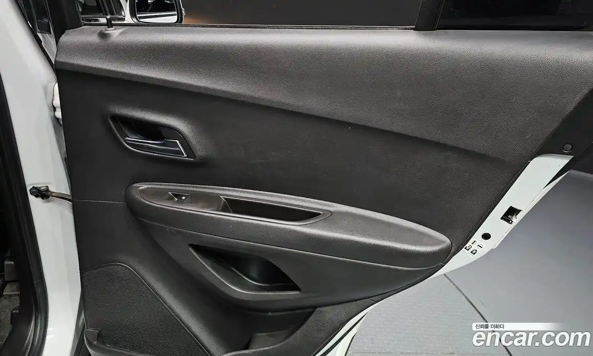 Chevrolet Trax 2017 1.6 гидро в Москве № 1907498, фото 15