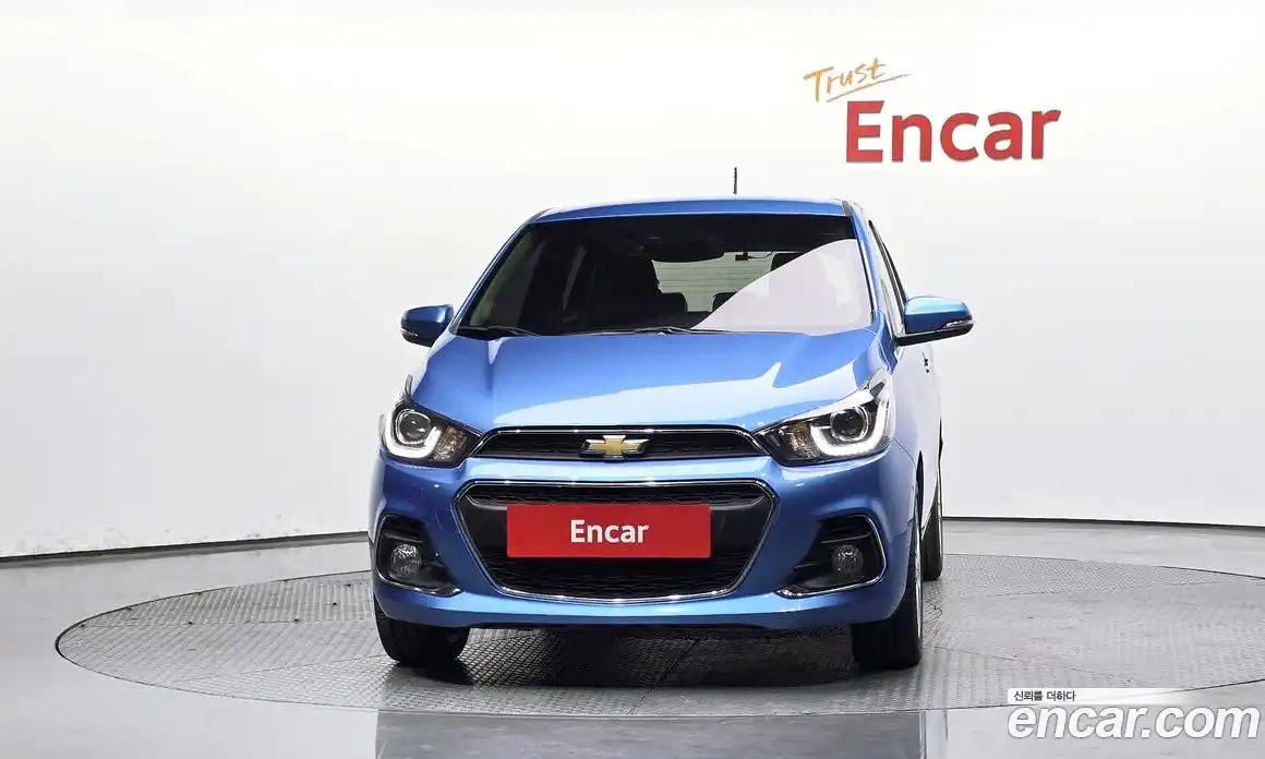 Chevrolet Spark 2016 1.0 гидро в Москве, фото 3