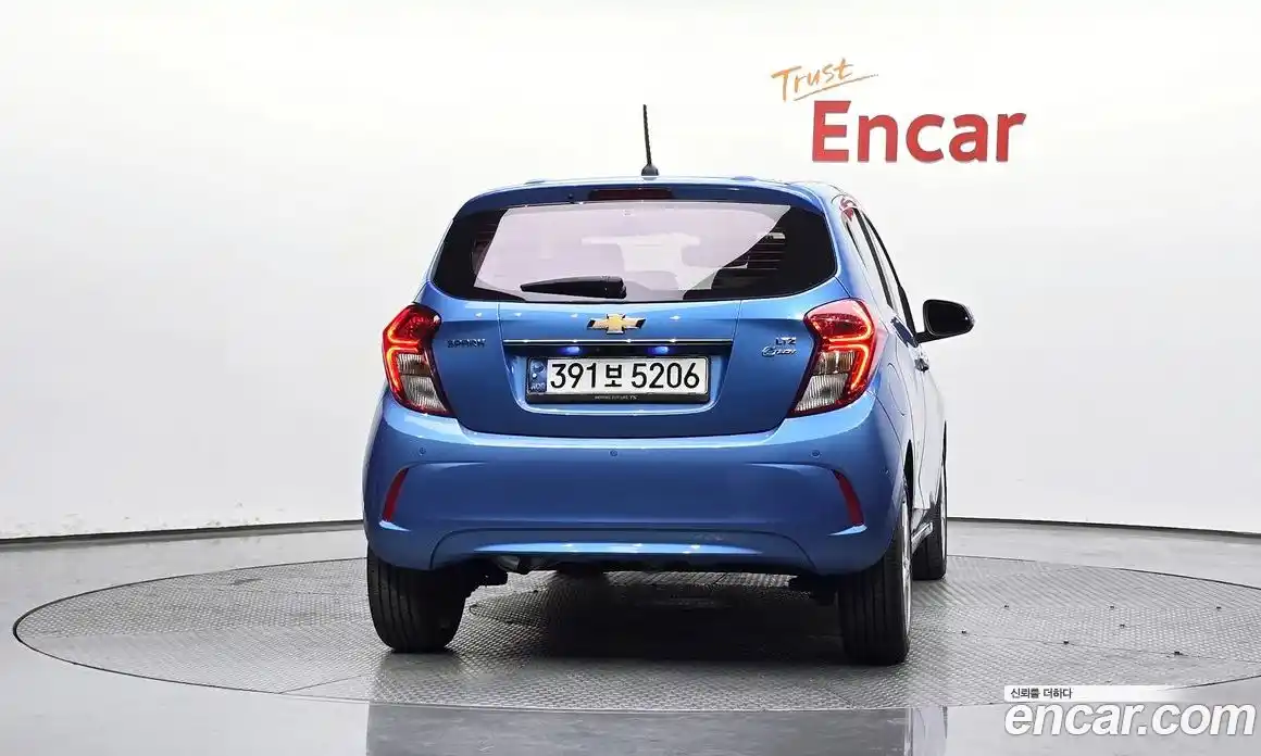 Chevrolet Spark 2016 1.0 гидро в Москве, фото 4