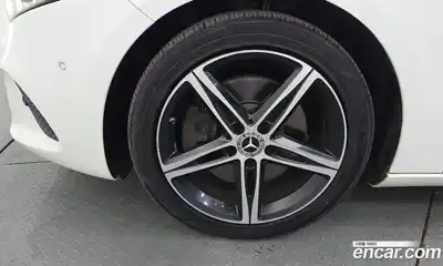 Mercedes-Benz A-Class 2020 2.0 гидро в Москве № 1910317, миниатюра 5