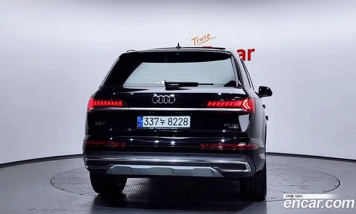 Audi Q7 2023 3.0 гидро в Москве № 1910573, фото 4