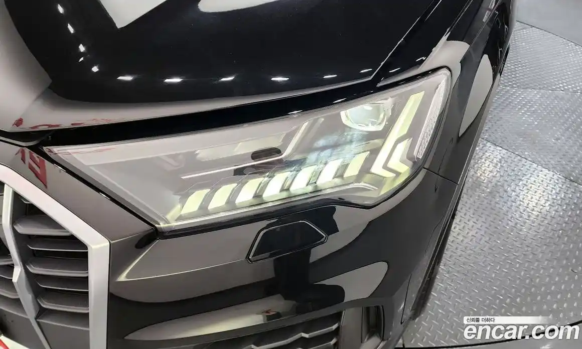 Audi Q7 2023 3.0 гидро в Москве № 1910573, фото 8