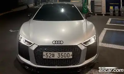 Audi R8 2017 5.2 гидро в Москве № 1910635, миниатюра 5