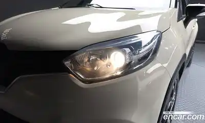 Renault QM3 2015 1.5 гидро в Москве № 1912613, миниатюра 8