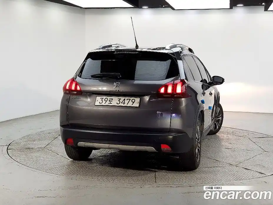 Peugeot 2008 2017 1.6 гидро в Москве, фото 3