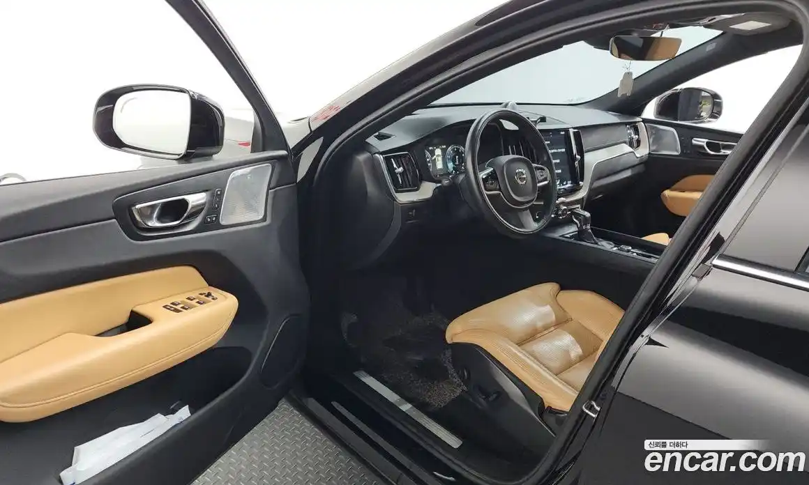 Volvo XC60 2018 2.0 гидро в Москве № 1913164, фото 13