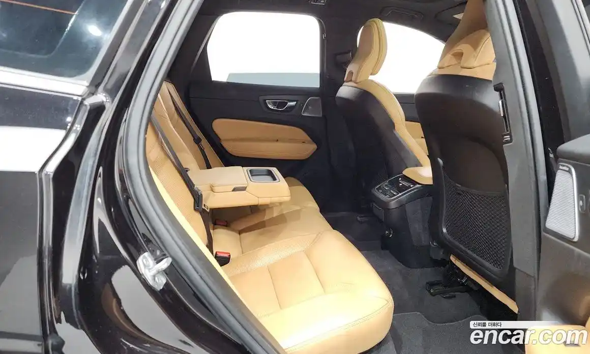 Volvo XC60 2018 2.0 гидро в Москве № 1913164, фото 18