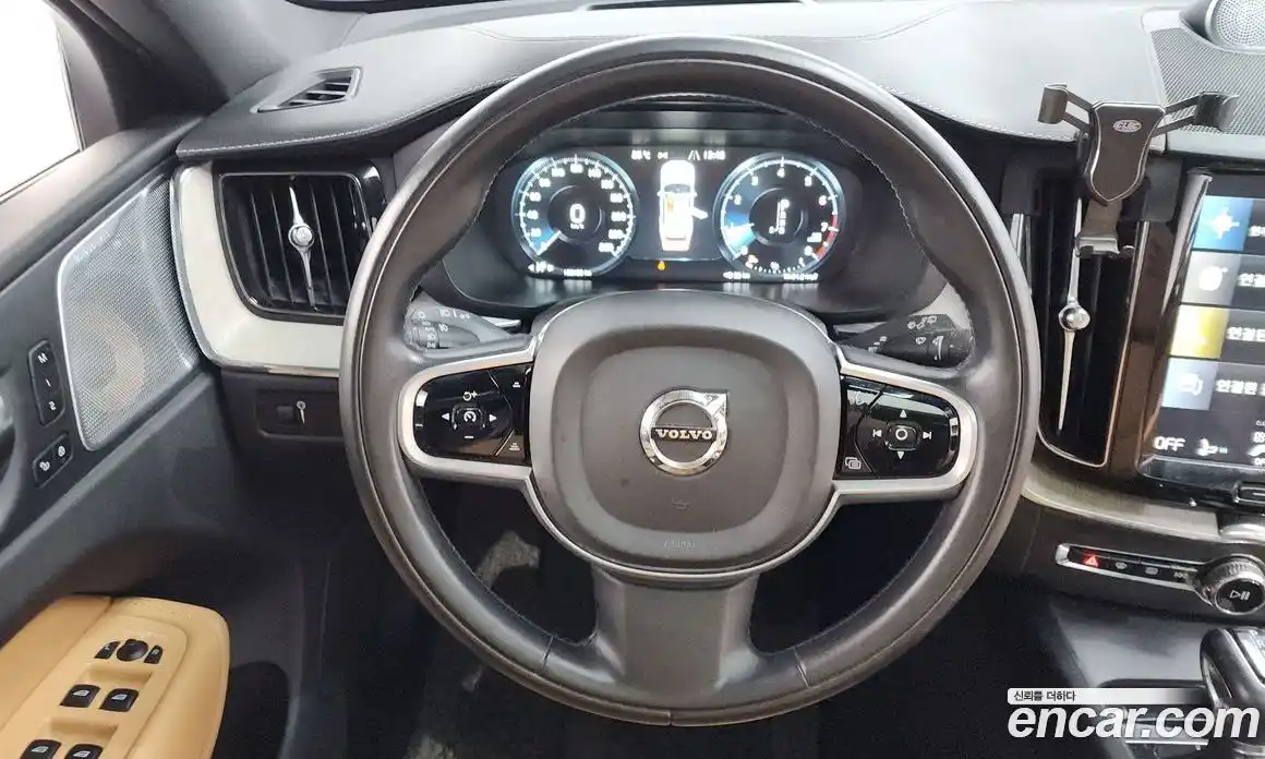 Volvo XC60 2018 2.0 гидро в Москве № 1913164, фото 20