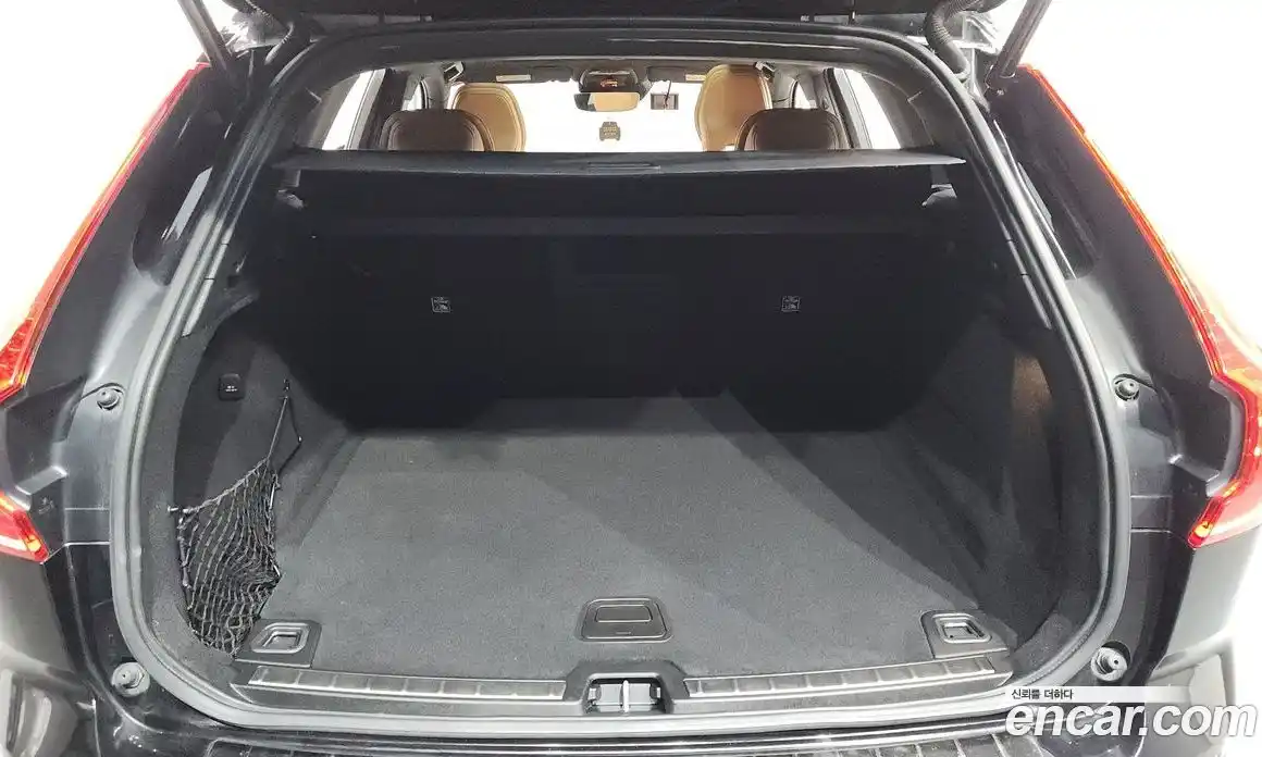 Volvo XC60 2018 2.0 гидро в Москве № 1913164, фото 25
