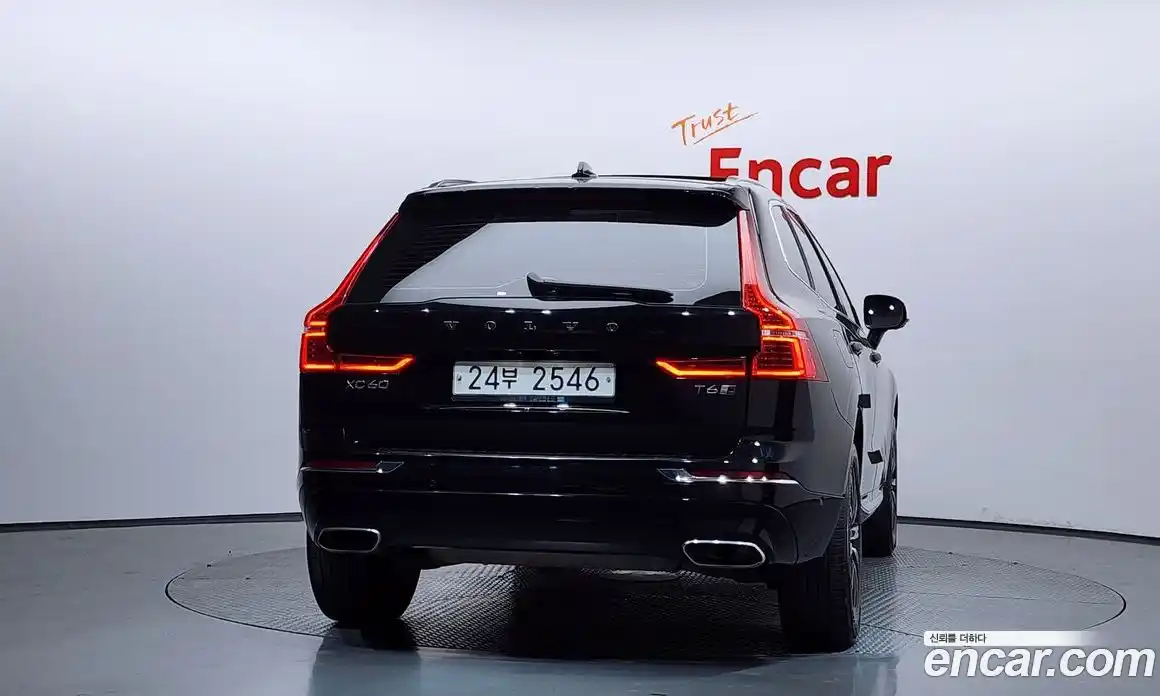Volvo XC60 2018 2.0 гидро в Москве № 1913164, фото 4