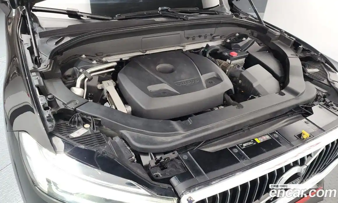 Volvo XC60 2018 2.0 гидро в Москве № 1913164, фото 6